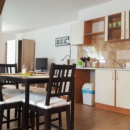 Zeleny Haj Pensjonat 2*