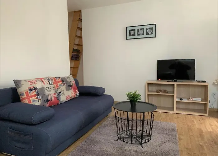 Zeleny Haj 3*
